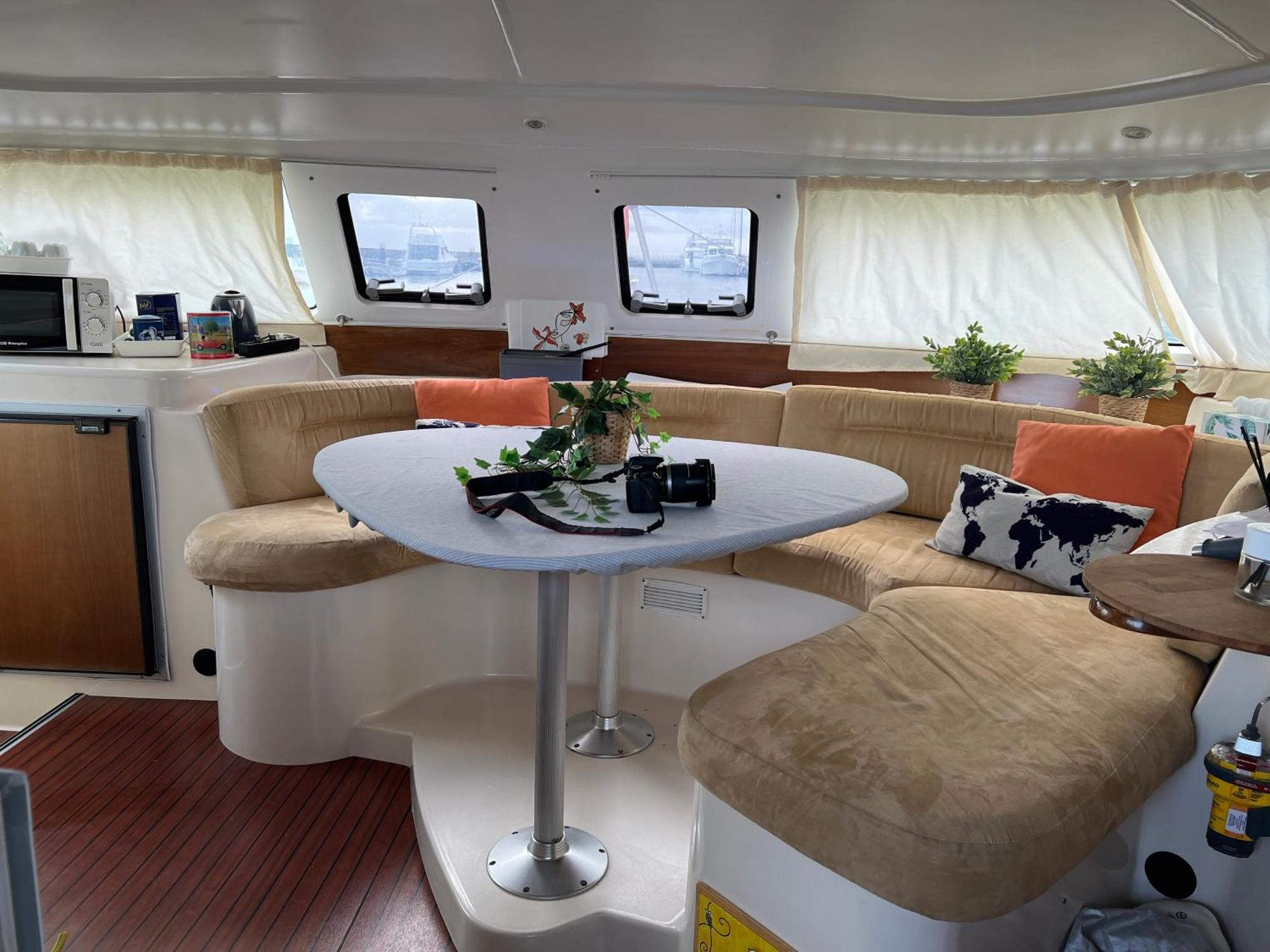 Catamaran Corto Maltese Iii